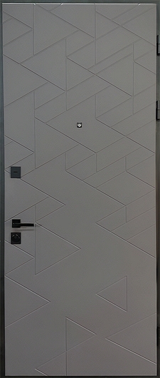Входная дверь с окрашенными панелями MDF серого цвета